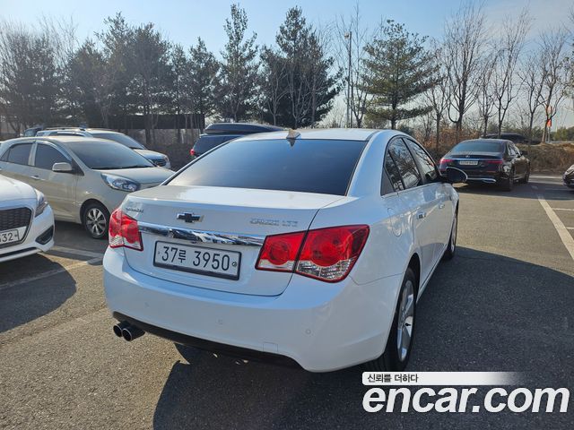 Chevrolet Cruze 2011 thumb 4