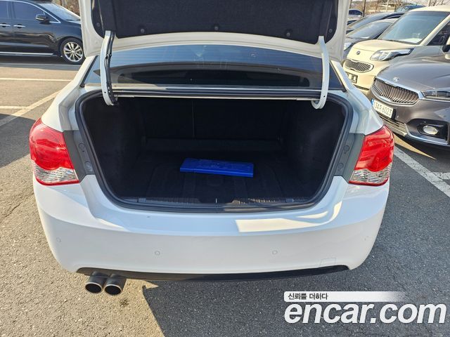 Chevrolet Cruze 2011 thumb 6