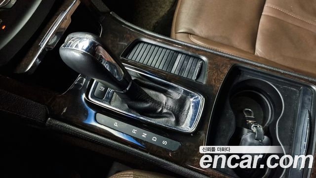 Lincoln MKS 2014 thumb 9