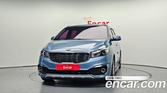 Kia Carnival 2015 thumb 4