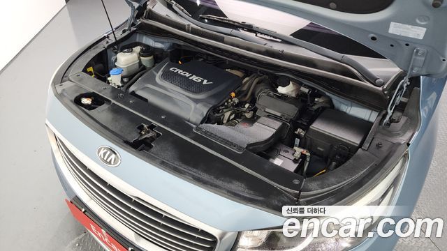 Kia Carnival 2015 thumb 7