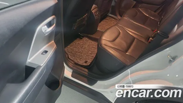 Kia Niro 2019 thumb 8