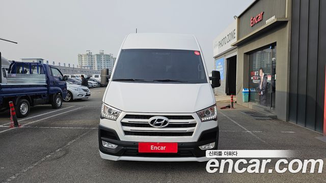 Hyundai Staria 2018 thumb 4