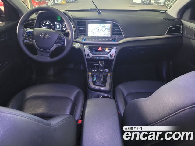 Hyundai Avante 2017 thumb 4