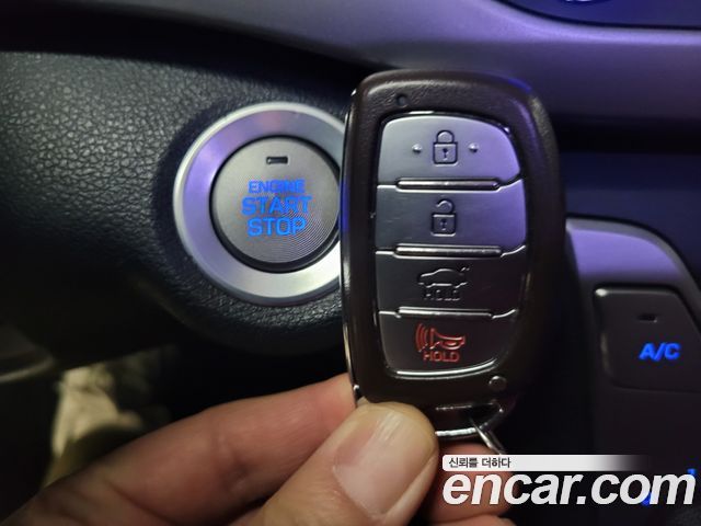 Hyundai Avante 2017 thumb 5