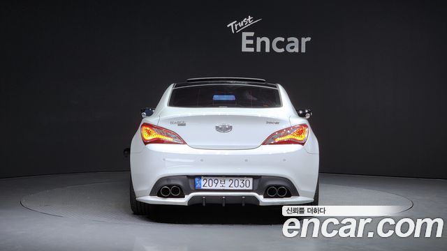 Hyundai Genesis 2010 thumb 4