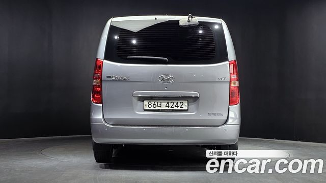 Hyundai Starex 2017 thumb 5