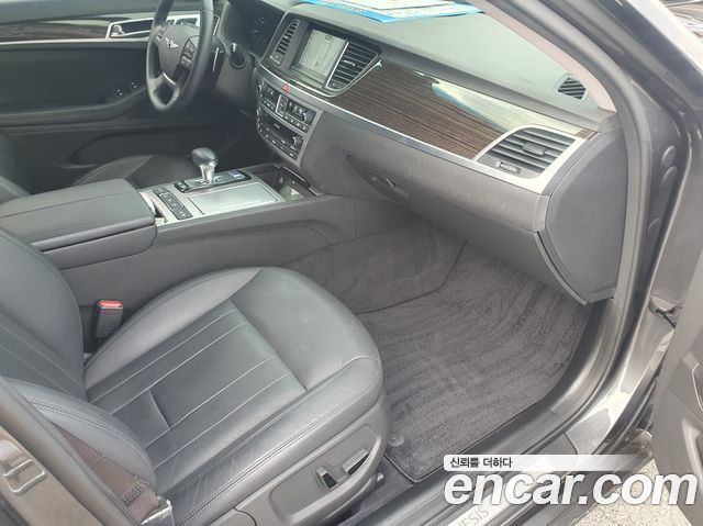 Genesis G80 2020 thumb 8