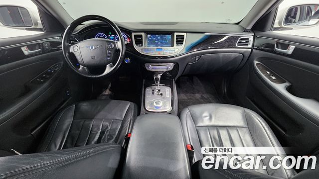 Hyundai Genesis 2012 thumb 8