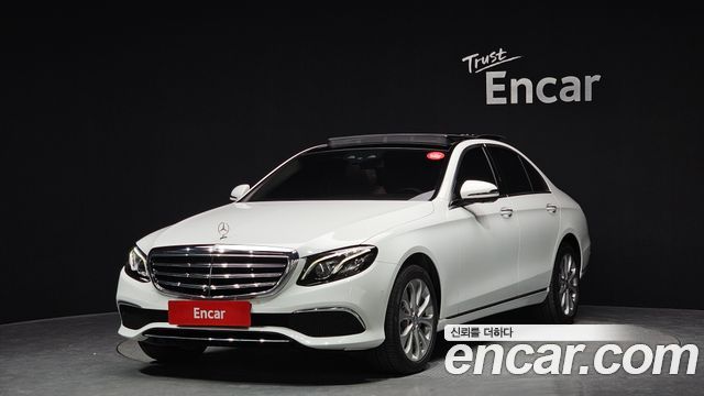 Mercedes-Benz E-Class 2017 thumb 2