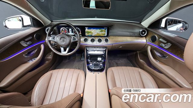 Mercedes-Benz E-Class 2017 thumb 7