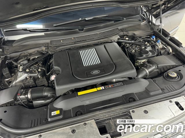 Land Rover Range Rover 2017 thumb 6