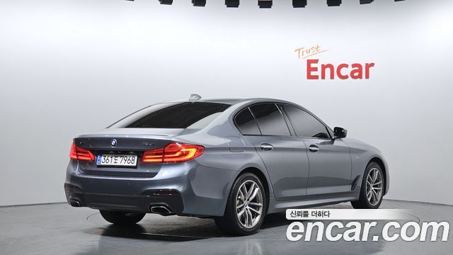 BMW 5 серии 2017 thumb 3