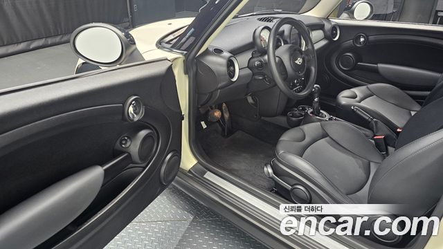Mini Hatch 2012 thumb 11