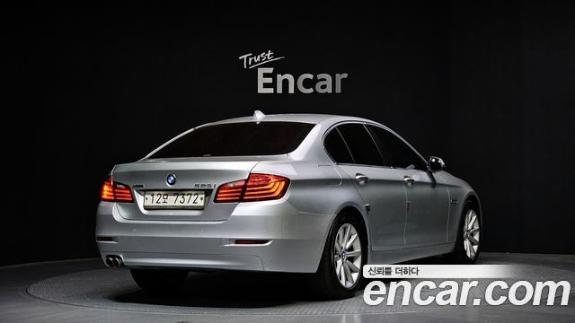 BMW 5 серии 2013 thumb 3