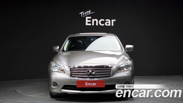 Infiniti M 2011 thumb 4