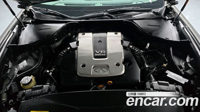 Infiniti M 2011 thumb 7