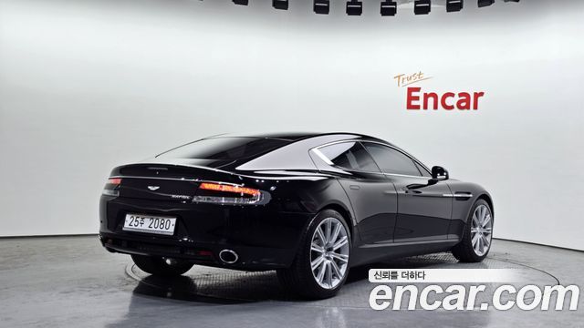 Aston Martin Rapide 2010 thumb 3