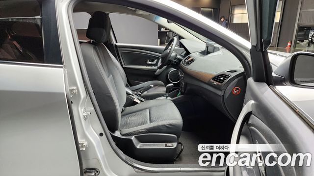 Renault Korea SM3 2009 thumb 10