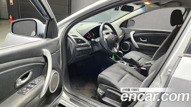 Renault Korea SM3 2009 thumb 12