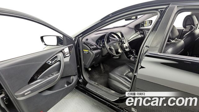 Hyundai Grandeur 2012 thumb 10