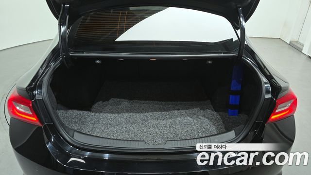 Chevrolet Malibu 2018 thumb 11