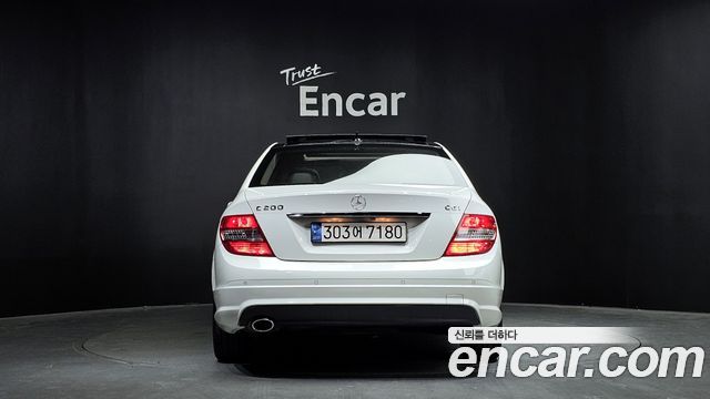 Mercedes-Benz C-Class 2010 thumb 5