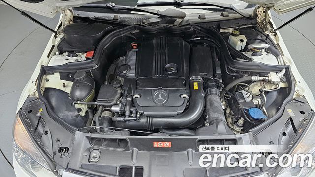 Mercedes-Benz C-Class 2010 thumb 7