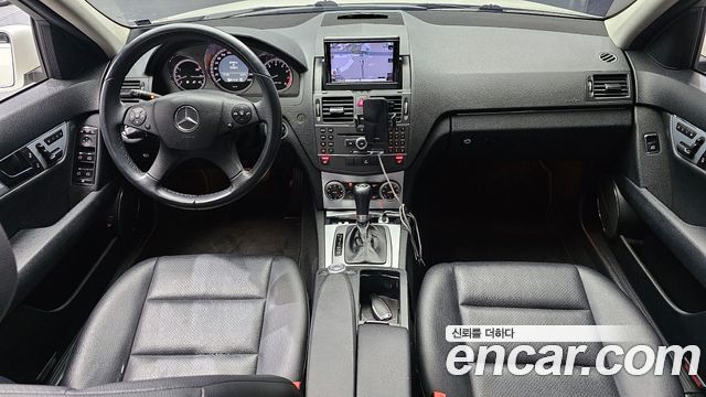 Mercedes-Benz C-Class 2010 thumb 8