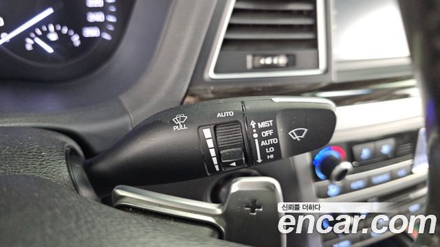 Genesis G80 2018 thumb 12
