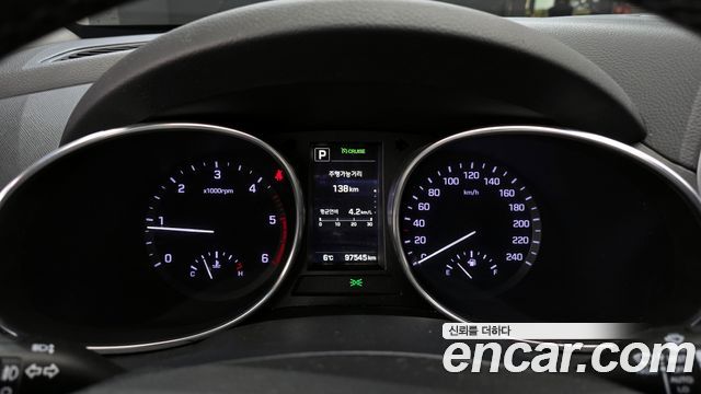 Hyundai Santa Fe 2016 thumb 9