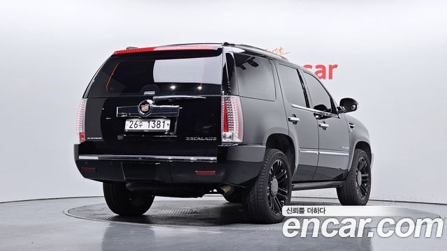 Cadillac Escalade 2013 thumb 3