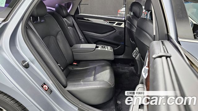 Hyundai Genesis 2014 thumb 12