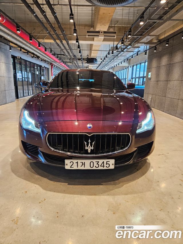 Maserati Quattroporte 2016 thumb 2