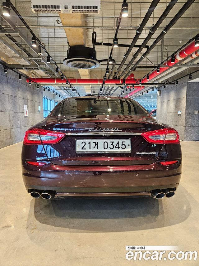 Maserati Quattroporte 2016 thumb 5
