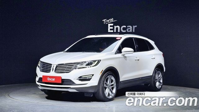 Lincoln MKC 2017 thumb 2
