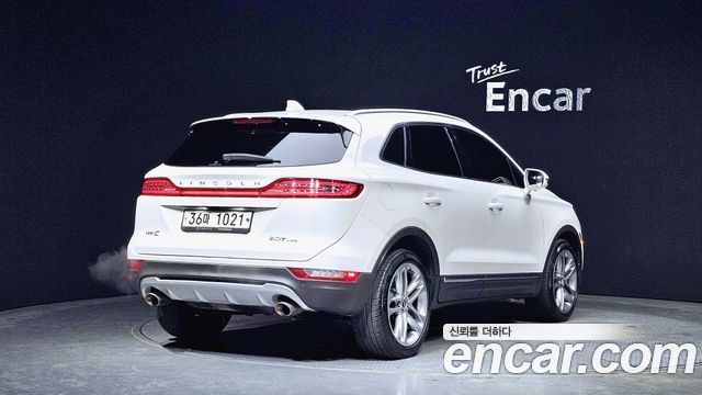 Lincoln MKC 2017 thumb 3