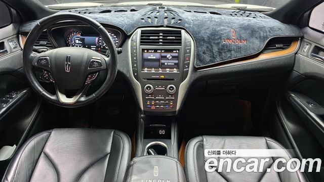 Lincoln MKC 2017 thumb 8