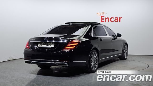 Mercedes-Benz S-Class 2015 thumb 3
