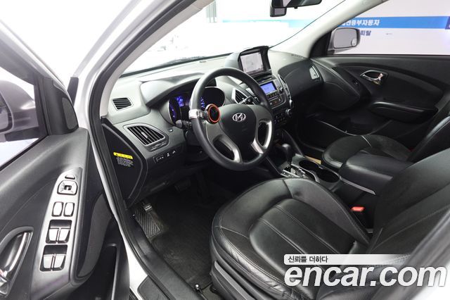 Hyundai Tucson 2012 thumb 10