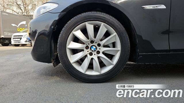BMW 5 серии 2013 thumb 5