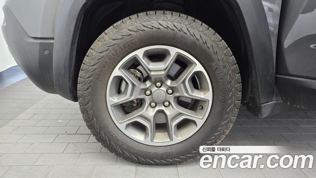Jeep Cherokee 2020 thumb 6