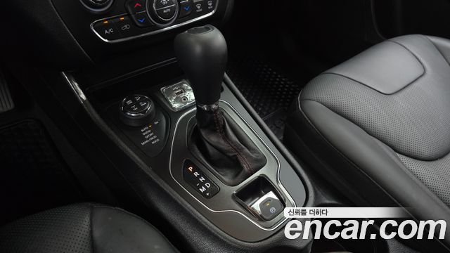 Jeep Cherokee 2020 thumb 10