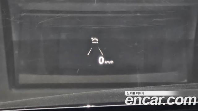 Genesis G90 2019 thumb 10