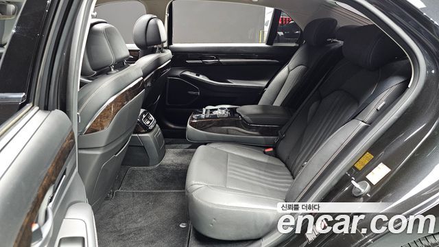 Genesis G90 2019 thumb 12