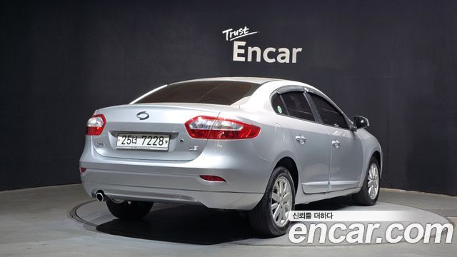 Renault Korea SM3 2011 thumb 3