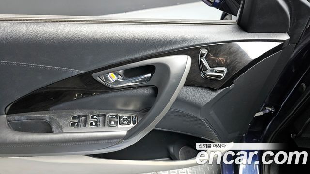 Hyundai Grandeur 2011 thumb 12