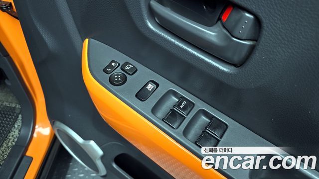 Suzuki HUSTLER 2016 thumb 12