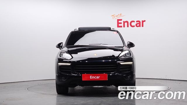 Porsche Cayenne 2015 thumb 4