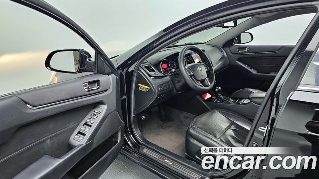 Kia K7 2010 thumb 10